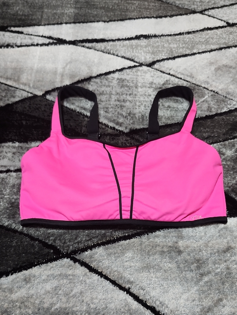 VSX SPORT NEON PINK BLACK TRIM LIGHTLY LINED UNDERWIRE HIGH-IMPACT SPORTS BRA